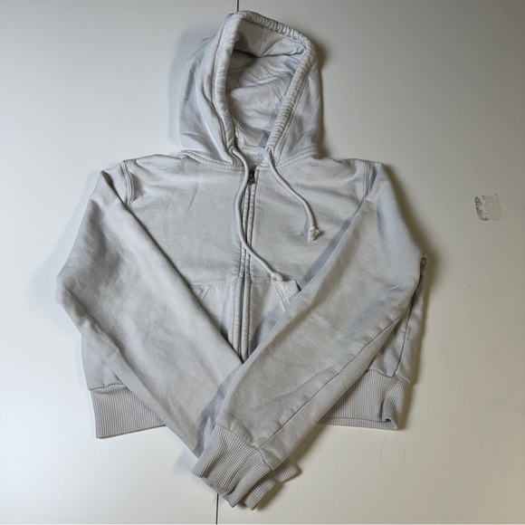 Hollister Cropped Hoodie White Womens Small Soft Pullover Sweatshirt - Picture 3 of 3